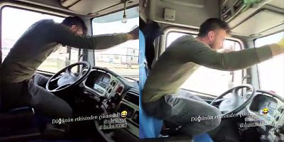Tır şoförü direksiyonu bıraktı, ayağa kalkıp oyun oynadı