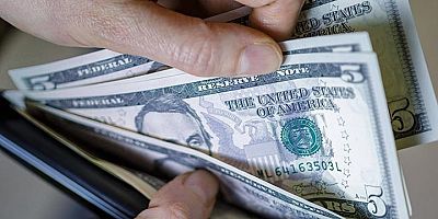 TL’nin değer kaybında bugün: Dolar art arda rekorlar kırarak 10,40'ı gördü!