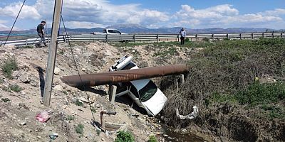 Tüp tankı patlayan araç alev aldı, o anlar güvenlik kamerasına yansıdı