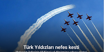 Türk Yıldızları’nın gösterisi nefes kesti