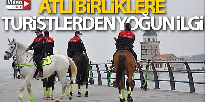 Üsküdar Sahili'ndeki denetimde atlı birliklere turistler yoğun ilgi gösterdi