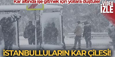 Vatandaşlar kar altında işe gitmek için yollara düştü
