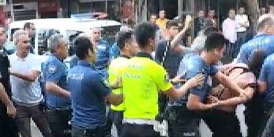 Vatandaşlar saldırganları linç etmek istedi