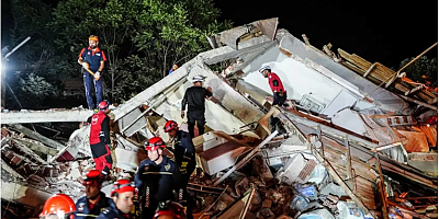 Yaşanan depremler sonrasında sağlıkçılar barınacak yer bulmakta zorlandı: Güvenleri de sarsıldı