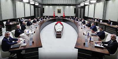 Yeni Kabine'nin ilk toplantısı başladı