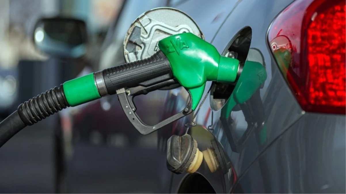 Tabela bu gece yine değişecek! Motorinin ardından bir okkalı zam da benzine