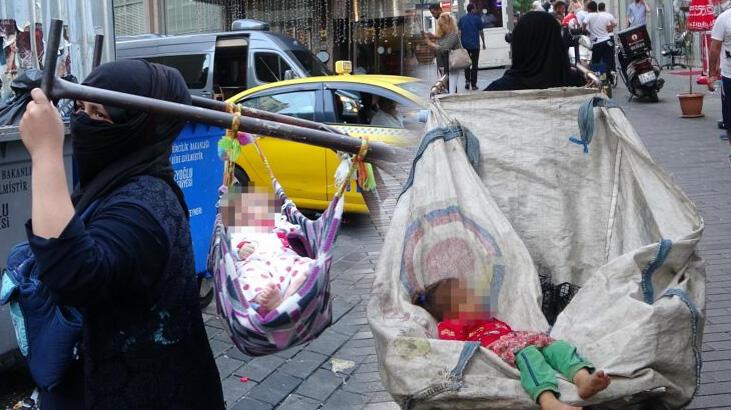 Taksim'de şoke eden olay! 4 aylık bebeğini kağıt toplama arabasına koydu