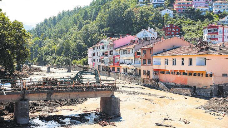 Taşkın felaketinde ‘köprü’ tartışması