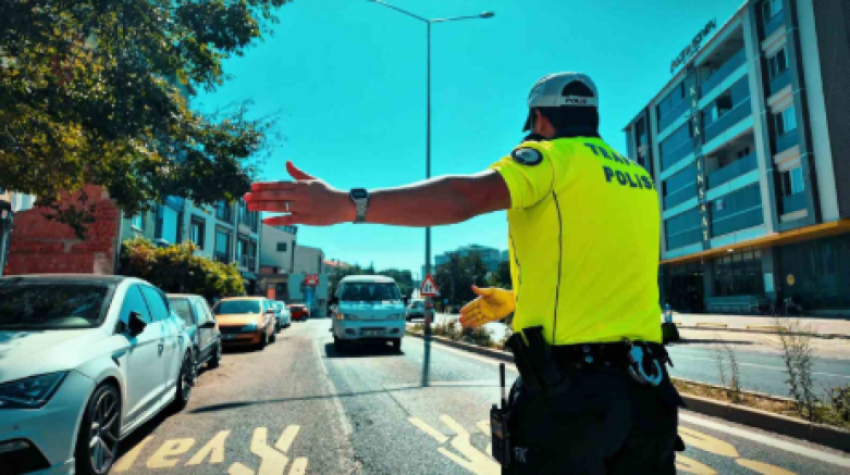 Tekirdağ’da huzur uygulamasında 10 kişi yakalandı