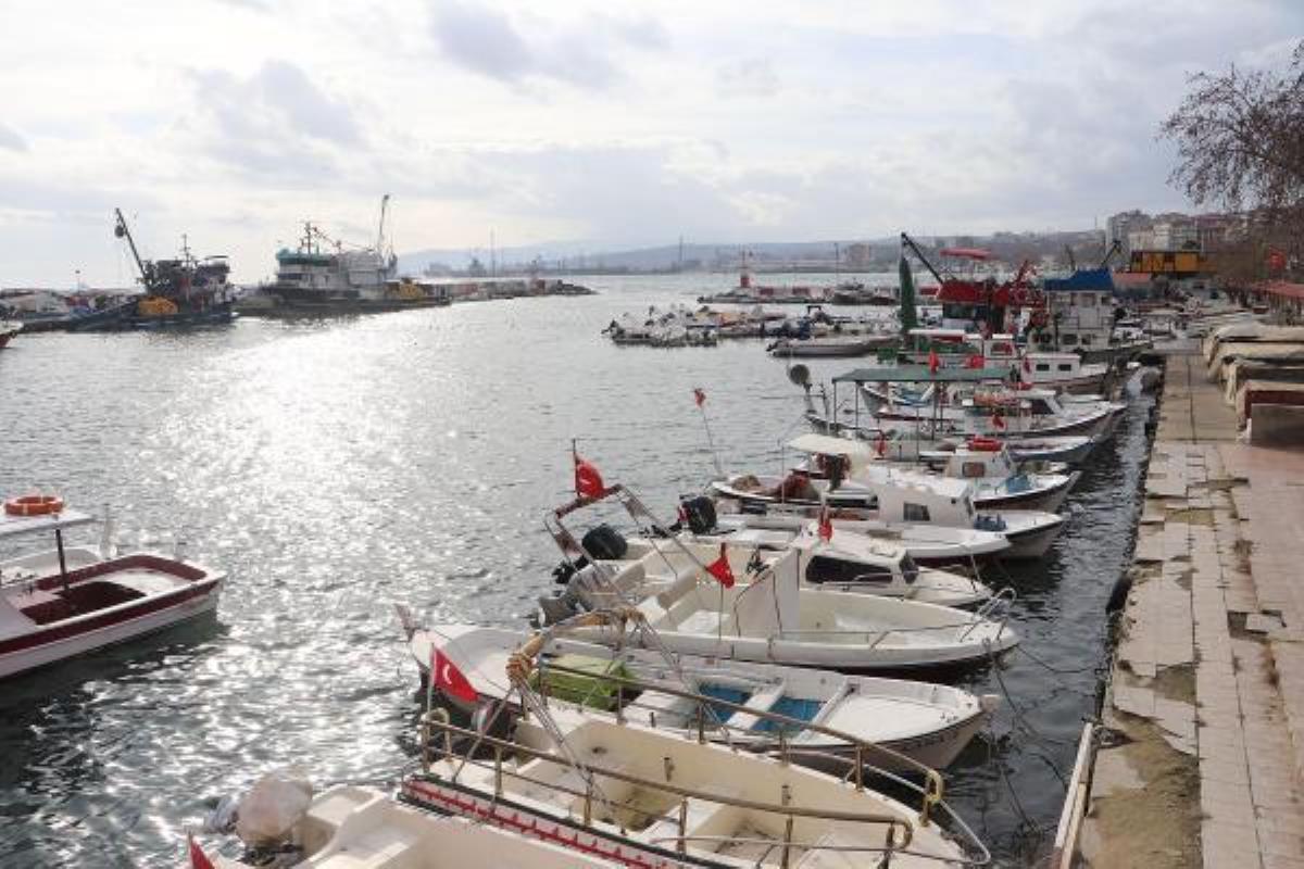 Tekirdağ'da deniz ulaşımına 'lodos' engeli