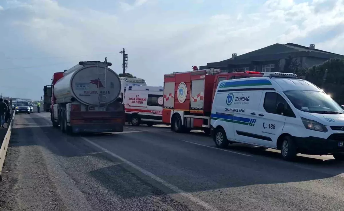 Tekirdağ'da tır ile otomobil çarpıştı: Bir kişi hayatını kaybetti