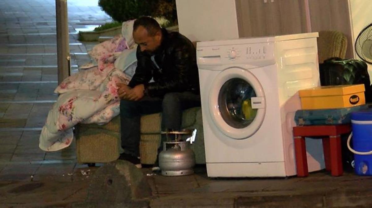 Tekirdağ'dan İstanbul'a kiralık ev tutmak için geldi, dolandırıldığını anlayınca eşyalarıyla sokakta kaldı