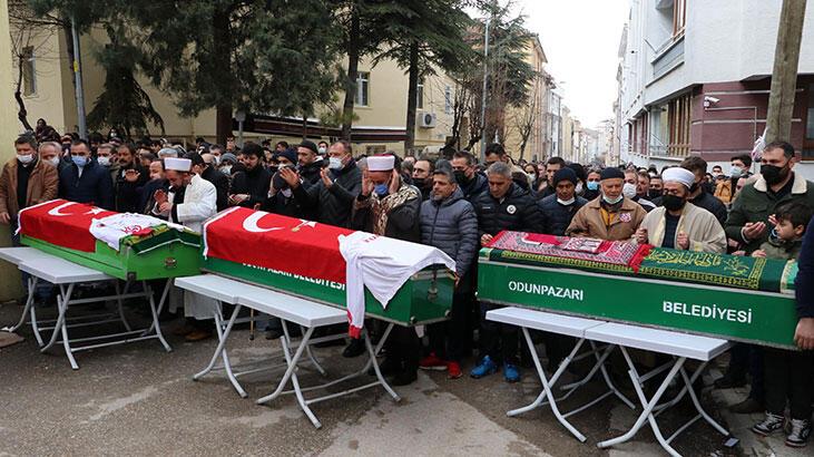 Tekvando şampiyonasına giderken kazada ölen 3 kişi son yolculuğuna uğurlandı