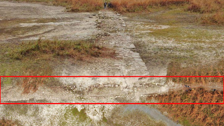 Terkos Gölü'nde sular çekildi, tarih ortaya çıktı