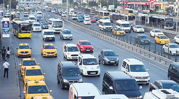Trafik krize dönüşmek üzere!