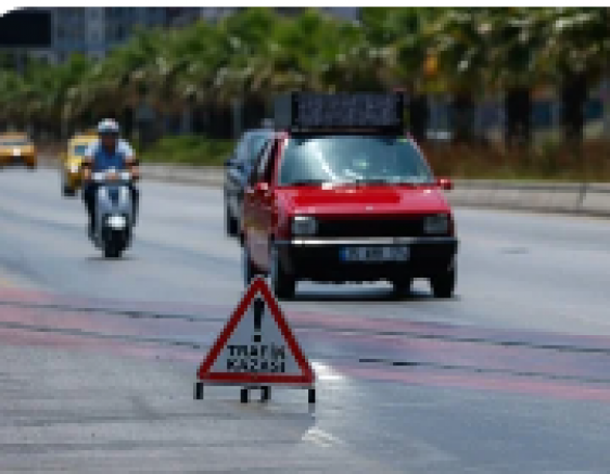 Trafikte 'makas' atan sürücülere ağır ceza