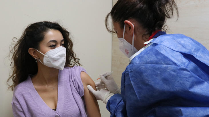 Türkiye'de koronavirüse karşı aşılamada 2. perde! Resmen başladı