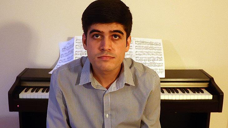 Türkiye'nin ilk otizmli doktora öğrencisi, müzik dehası Buğra oldu