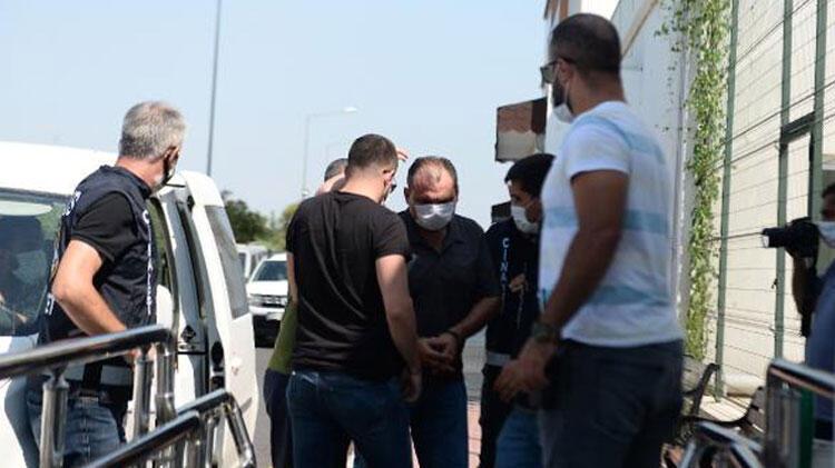 Vali yardımcısı 2 kişiyi öldürdü, bu savunmayı yaptı: Annem yaptığı yemeğin parasını istiyordu