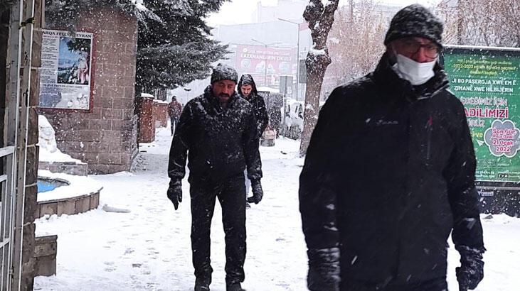 Van'da 1018 yerleşim yerine ulaşım yok