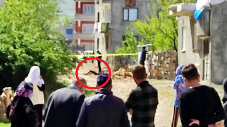 Van'da sokakta yanmış erkek cesedi bulundu