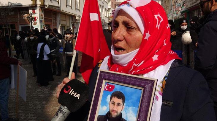 Vanlı annelerin evlat nöbeti devam ediyor