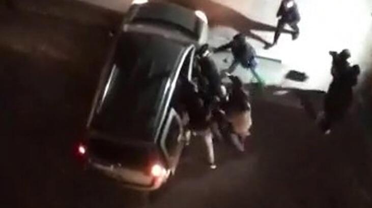 ‘Yabancılar park edemez’ uyarısına aldırmadı! Tekme tokat dayak yedi