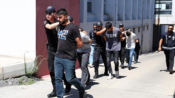 'Yan bakma' kavgasında kendi getirdiği tüfekle öldürüldü
