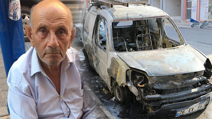 Yanan aracını söndürmeye çalışırken kalp krizinden öldü