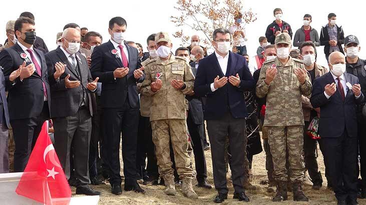 Yavi'de PKK'nın 27 yıl önce şehit ettiği 33 kişi anıldı