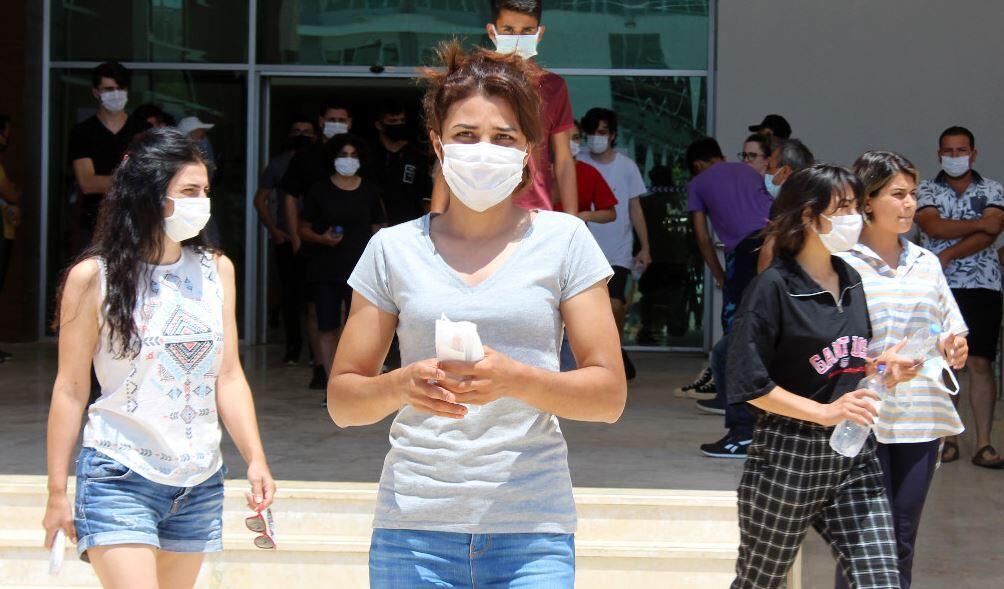YKS'nin üçüncü oturumu Yabancı Dil Testi başladı