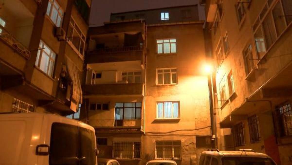 Zeytinburnu'nda temizlik yaparken 4'üncü kattan düşen kadın öldü