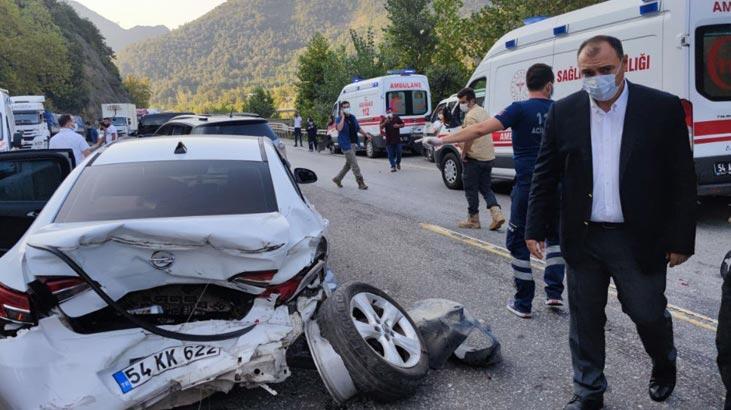 Zincirleme trafik kazası! Yaralılar var